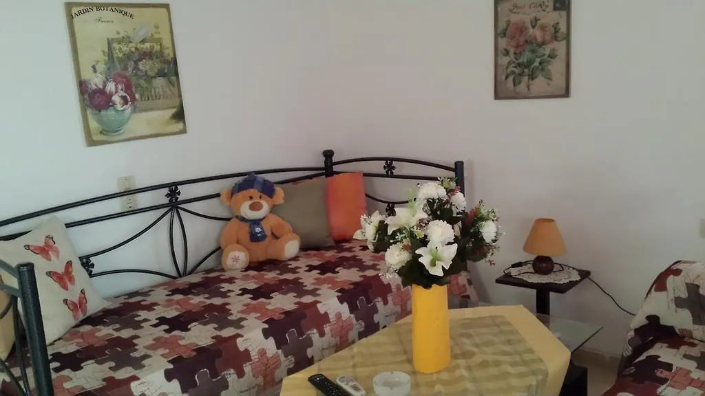 Eva Apartments Svoronata